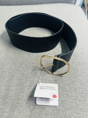 Zara belt new, black with gold buckle, size 95
