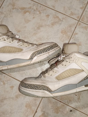 Jordan sneakers size 45.5 like new, white