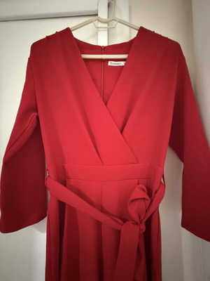 Jumpsuit small new, red