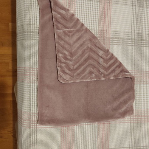 Fur pillowcase NEF NEF color dusty apple new, double-sided 48x64 cm