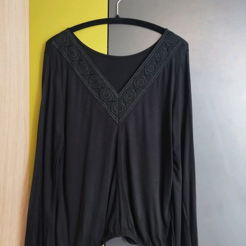 Lascana women's blouse used, black, size M/L