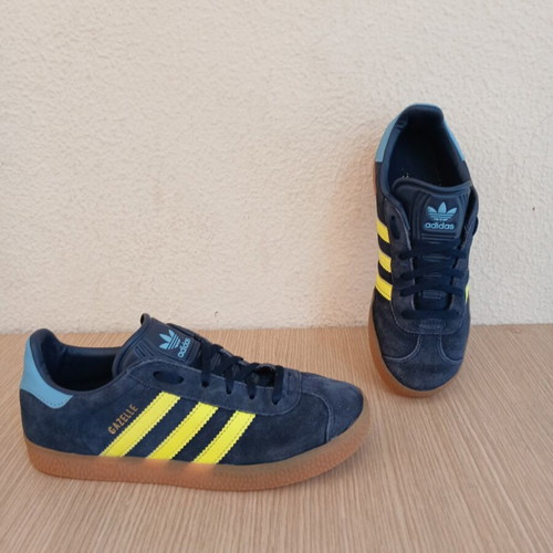 Adidas Gallaxy sneakers size 35.5 used, blue