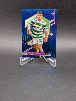 2022 Finest UEFA Club Competitions Blue Refractor κάρτα Matt O’Riley μεταχειρισμένη
