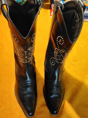 Costes black cowboy boots with studs, size 40