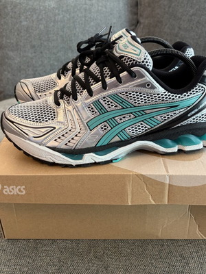 Asics Gel-Kayano 14 Tiffany running shoes size 44.5
