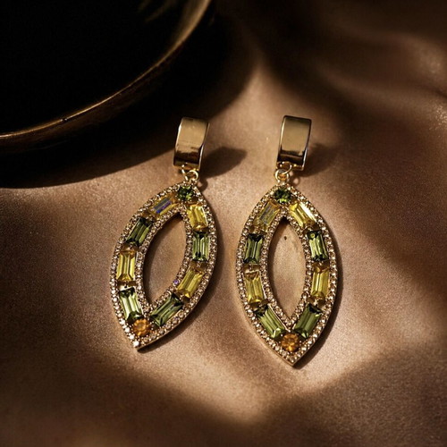 Earrings new green and gold