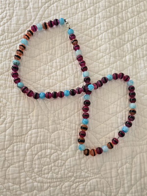 Iris multicolor necklace like new