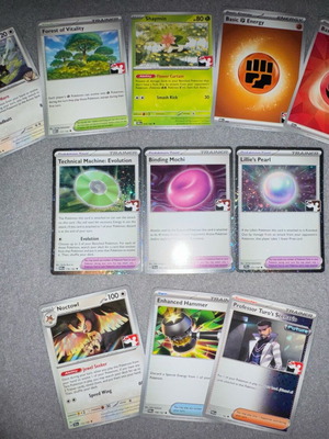 Pokémon cards new, all cards from the photos included