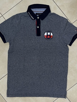 Tommy Hilfiger Polo Shirt grey melange with Circle H logo patch size S like new