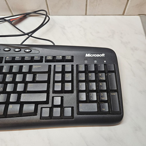 Microsoft RT2300 keyboard like new with PS/2 cable