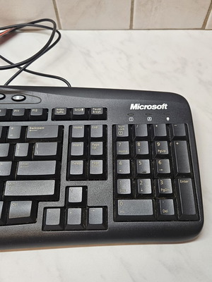 Microsoft RT2300 keyboard like new with PS/2 cable