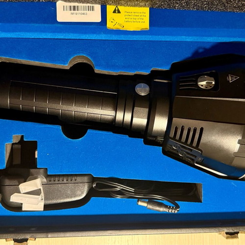 Imalent MS18 flashlight like new 100,000 lumen