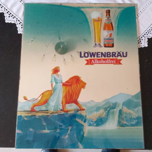 Antique Lowenbrau beer glass advertising 1980-85 like new
