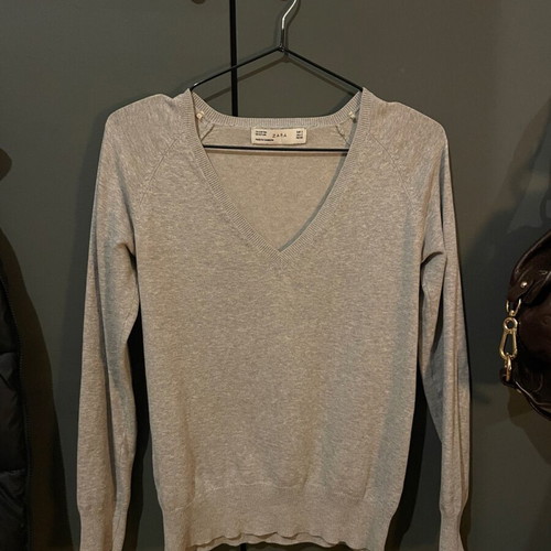 Zara knitwear like new, grey, size S with small sleeve defect
