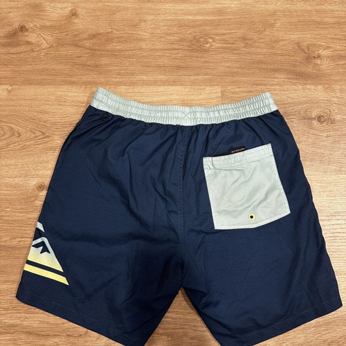Quiksilver swim shorts like new, size small, blue and turquoise