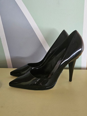 Sebastian black patent leather pumps new size 41 with 10 cm heel