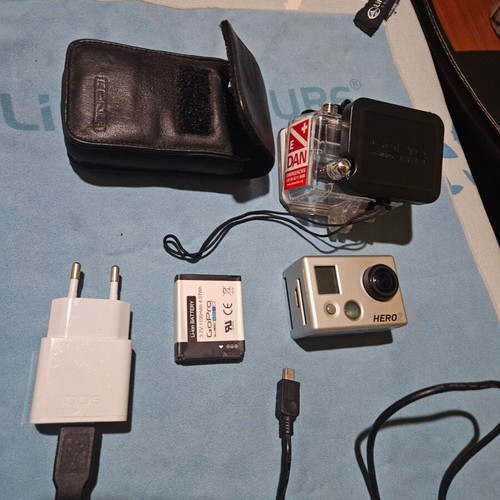 Go Pro Hero 2 used with waterproof housing and accessories