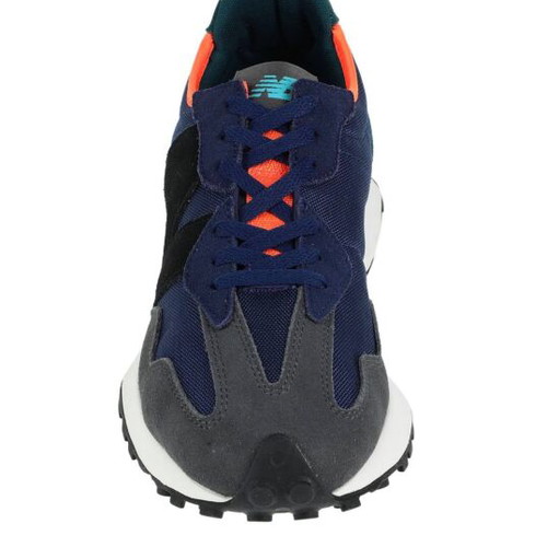 New Balance athletic shoes dark night blue new