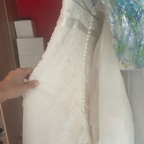 Pronovias wedding dress used, mermaid style, white, size Small/Medium