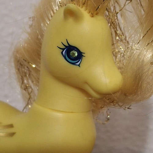My Little Pony Princess Golden Light G2 1997 used figure