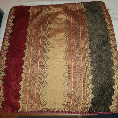 Decorative pillowcases set like new, pack of 4, vintage double-sided