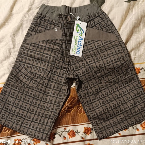 Boys' Bermuda shorts new, size 4-5 years, gray