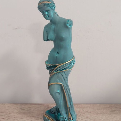 Gypsum statue of Aphrodite new condition