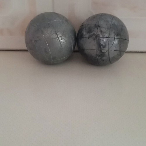 Petanque metal balls used, set of two