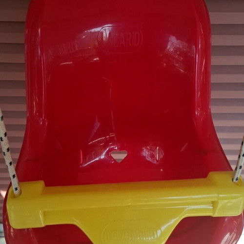 Baby plastic swing like new with rings