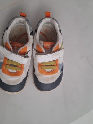 Biomecanics athletic children's shoes used, size 24, multicolor