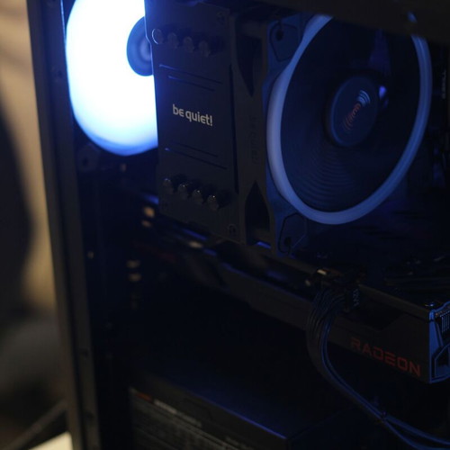 Gaming PC used with Ryzen 5 5600X, Radeon 6650XT, 32GB RAM