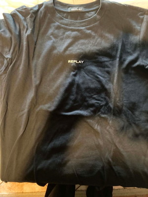 T-shirt Replay black size M like new