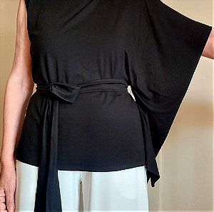 Μαύρη ελαστική μπλούζα με ζωνάκι και ιδιαίτερα μανίκια - Αφόρετη - M/L