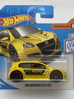 Volkswagen Golf V 5 GTI MOMO yellow Hot Wheels 2019