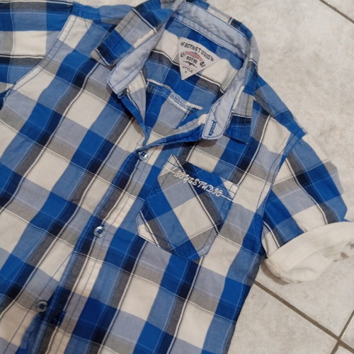 Boy's shirt size 6, like new