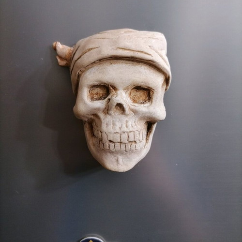 Handmade pirate magnets new, made of plaster and acrylics