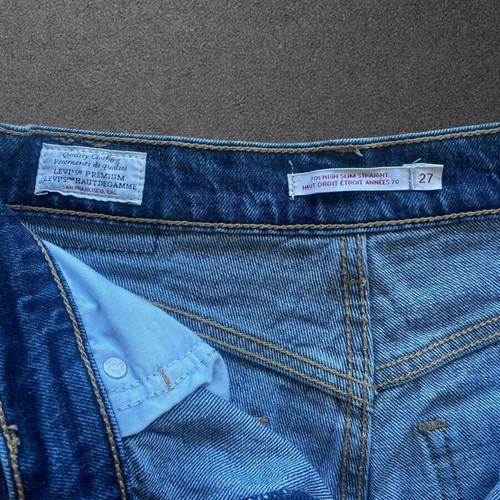 Levi's Premium 70s High Slim Straight Jeans Blue size W27 L29 high waisted