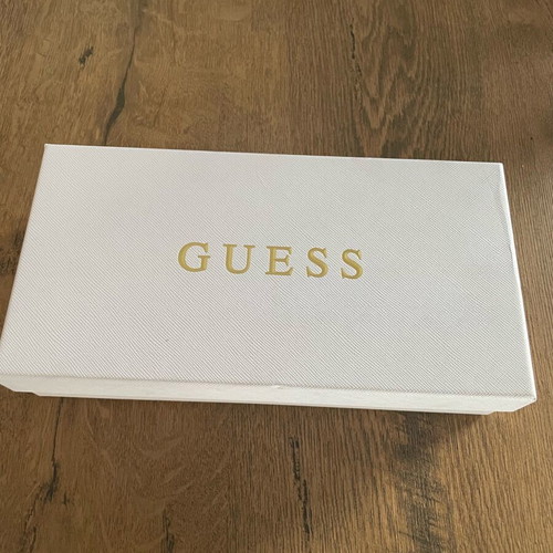 Guess wallet new, red