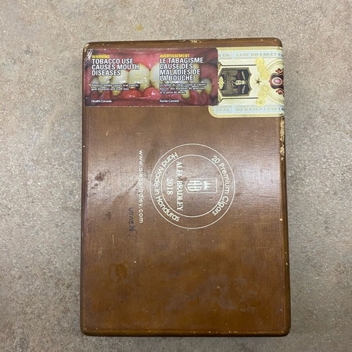 Alec Bradley Tempus Nicaragua Terra Novo cigar box used
