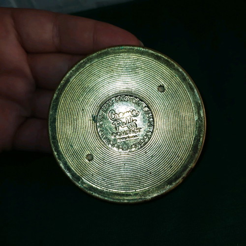 Max Factor powder '60s used, collectible