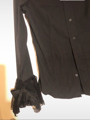 Pinko women's black shirt size 10 M with lace and ribbons like new