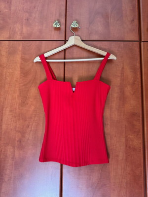 Red ribbed top used, size Small, brand tweet with love