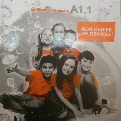 French book level A1.1 used with minimal notes