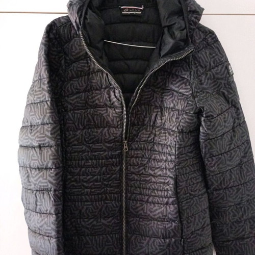 Jacket size Medium in excellent condition, blue
