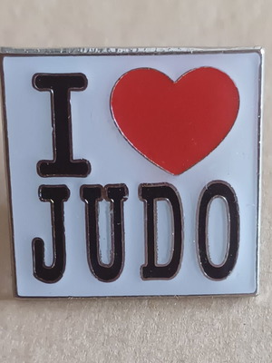 Athens 2004 Olympic Games pin ''I Love Judo'' like new