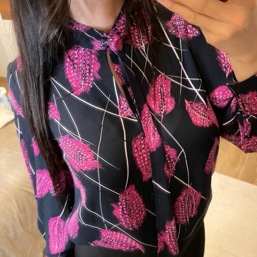 Reiss blouse like new, size S, dark blue with fuchsia floral print