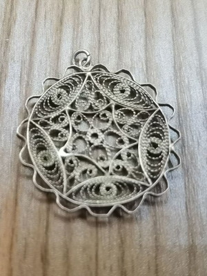 Retro silver filigree pendant medallion 32 mm
