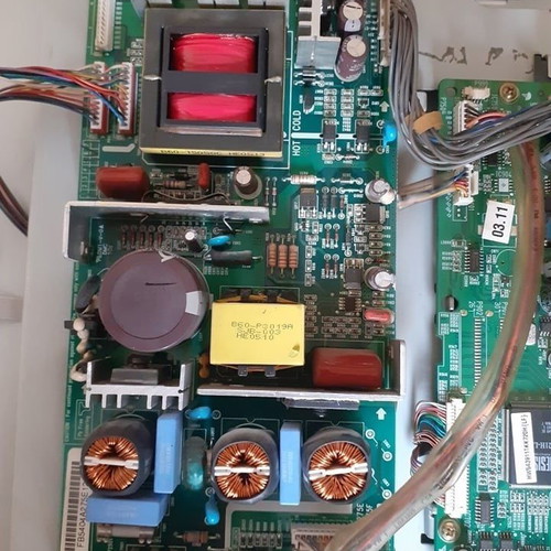 LG RZ-32LZ55 μεταχειρισμένες πλακέτες λόγω σπασμένης οθόνης