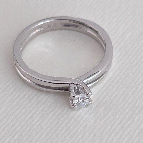 Diamond Jools solitaire ring 0.15ct brilliant cut, 18k white gold, new
