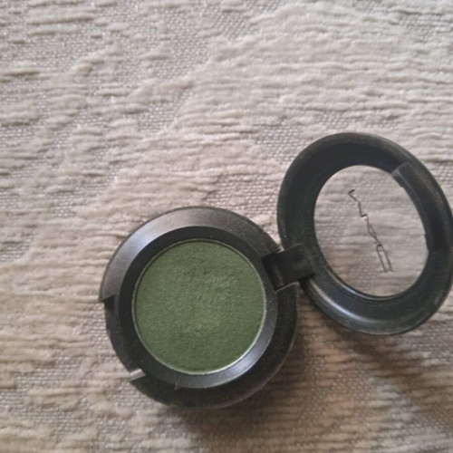 Eye Shadow Mac like new, intense metallic green